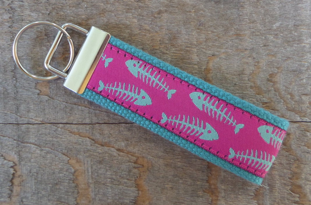 Seafoam Green Bonefish Key Chain